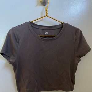 EUC GAP Women's brown Short Sleeve Crop Top